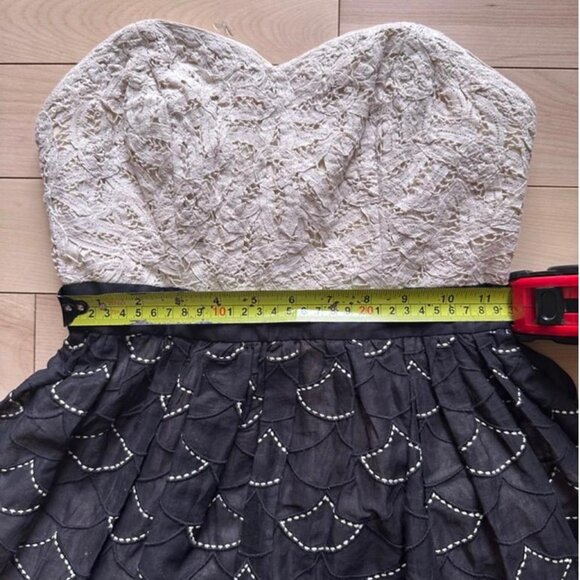 Stunning strapless mini dress by Meadow Rue (Anthropologie) - Picture 6 of 8